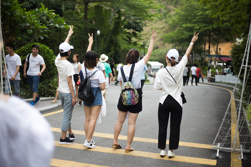 Two Eight- Labour Day Tour Souvenir | News-6