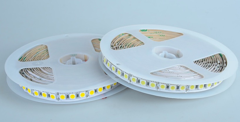 Hot sale waterproof single row DC12/24V led strips 5050 120leds single row SMD 5050 Flexible LED Strip tape Light