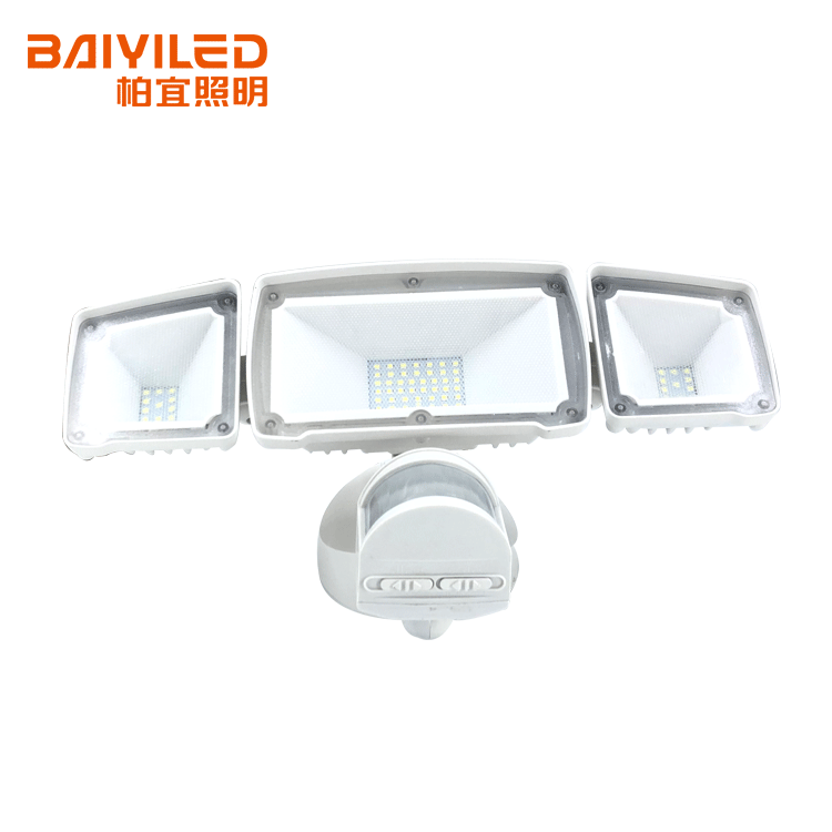 Outdoor Sensor Solar 20W 2500K Led Flood Light