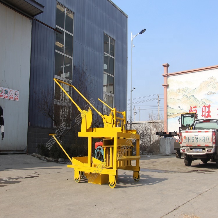 Clay brick making machine soil price pakistan