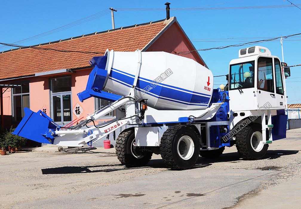 3.2 CBM Self Loading Concrete mixer Truck Automatic Feeding Concrete mixer Truck