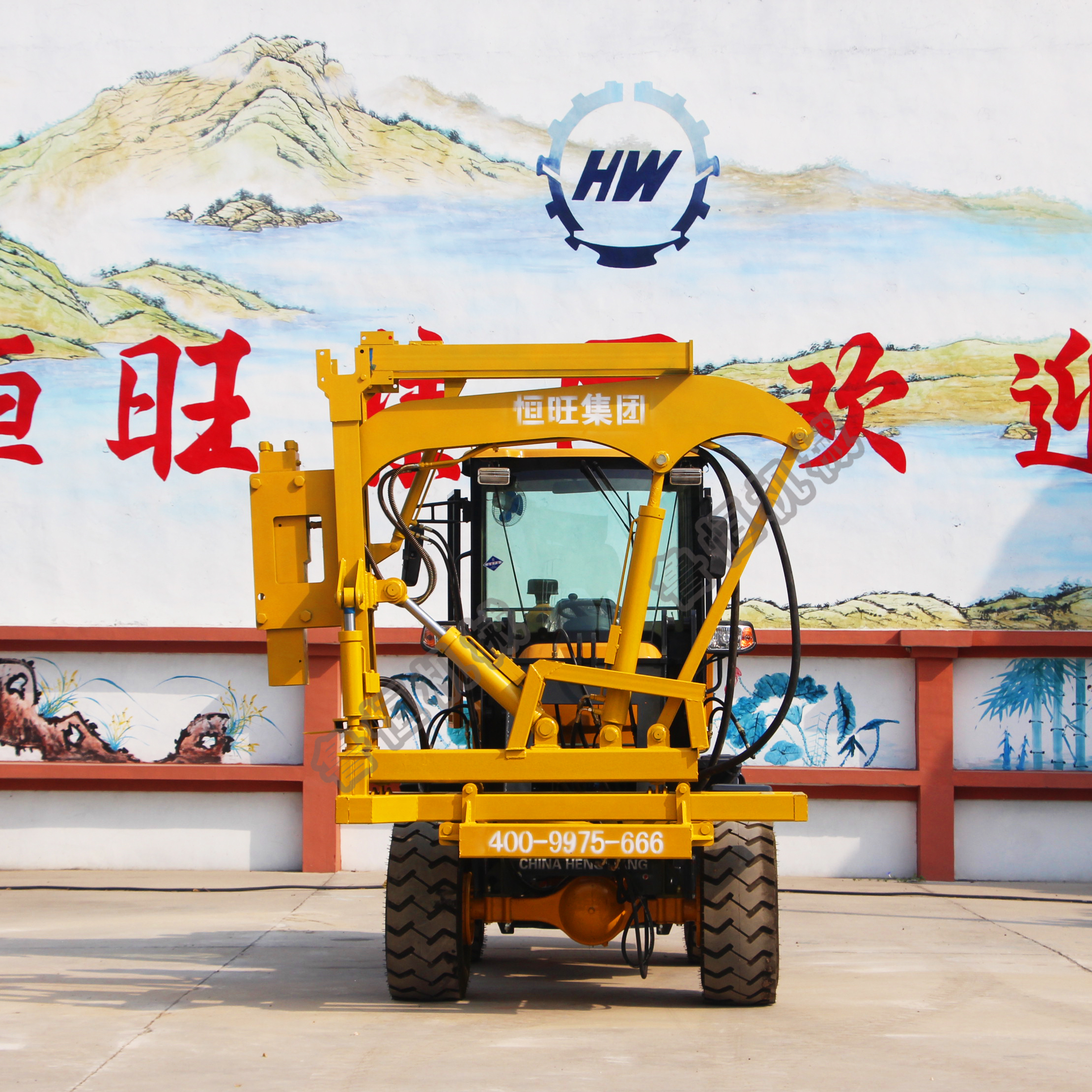 Multifunctional Diesel Powered Fence Post Pounder Guardrail Pile Driver