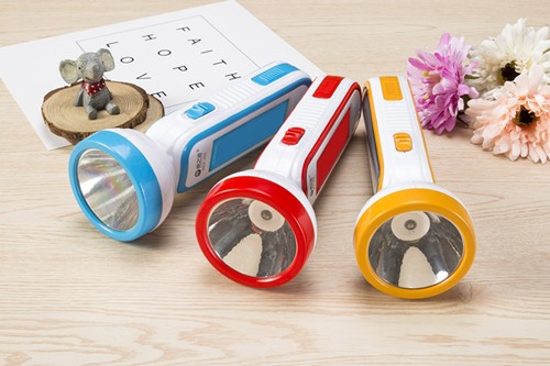 1 LED 16 SMD 3 Watt 1800mAh Solar High Power LED Emergency Flashlight with Tube and C