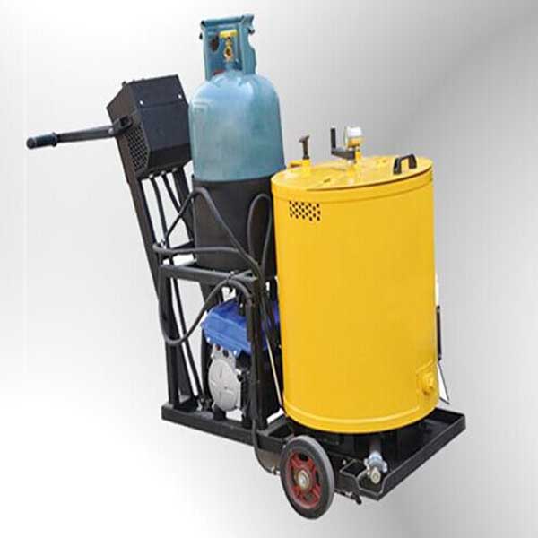 Asphalt road crack sealing machine