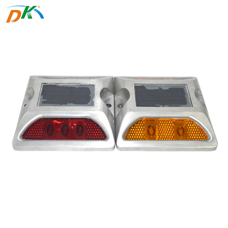 DK Led Waterproof Traffic Embedded Led Flashing Cat Eyes Solar Road Stud Light