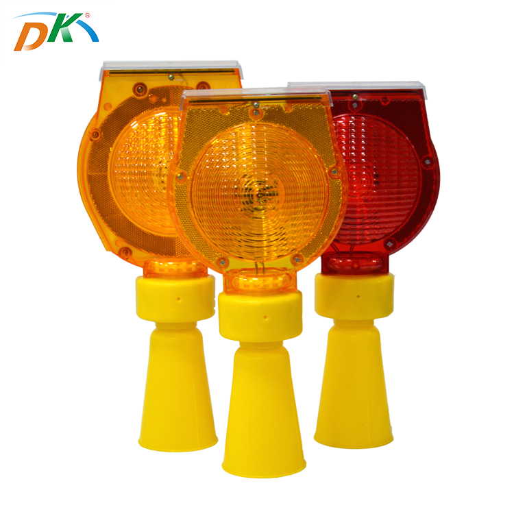 DK Led Portable Solar Powered Traffic Warning Light Led  Barricade Warning Light