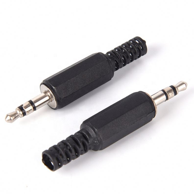 Audio  Plug Black Plastic Housing