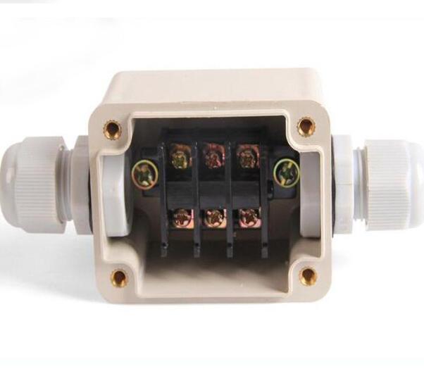 SAIP/SAIPWELL 50*65*55 Hot Selling Small Plastic Screw Open-Close Type ABS Waterproof Switch Box