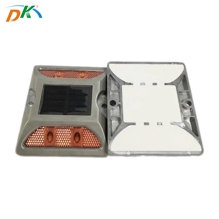 DK Led Best Solar Reflective Road Stud  Aluminum Solar Powered Cats Eyes