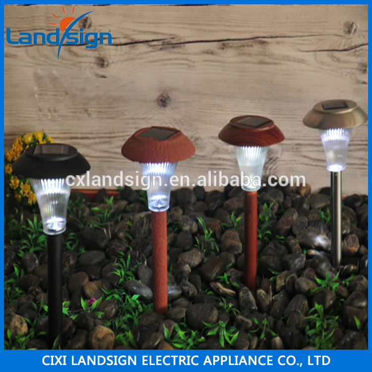 2019 Hot sale  Solar Light outdoor Manufacture  Garden Lights XLTD-317 Solar Powered Led Light