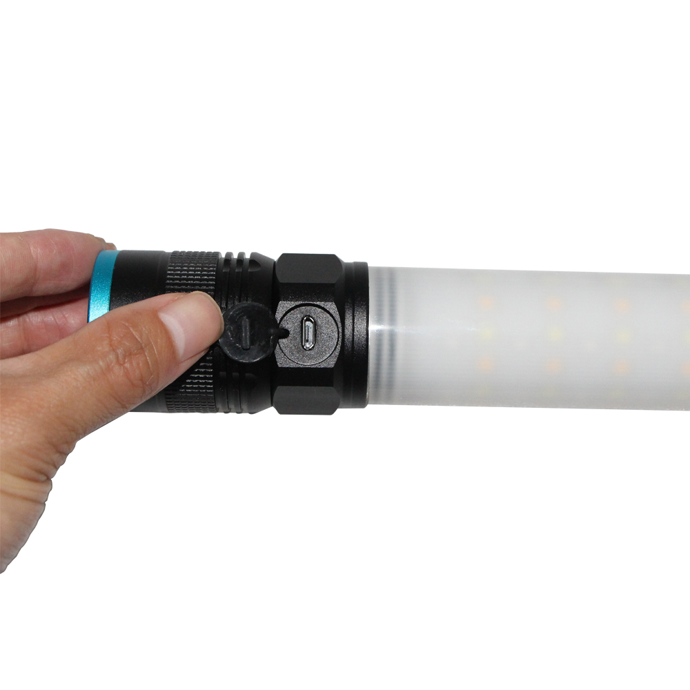 600Lumens USB Rechargeable (18650 Battery Included) IP65 Waterproof Ultra Bright Tactical Flash light  LED Flash light