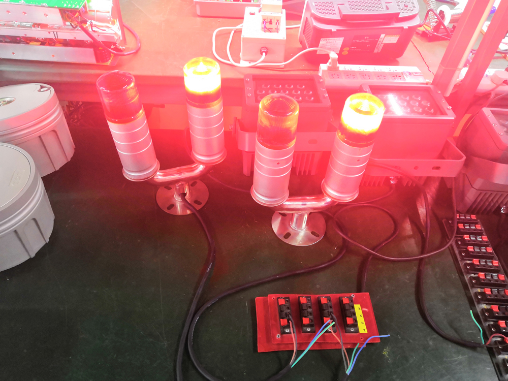 Low intensity double obstruction light  led FAA/ICAO