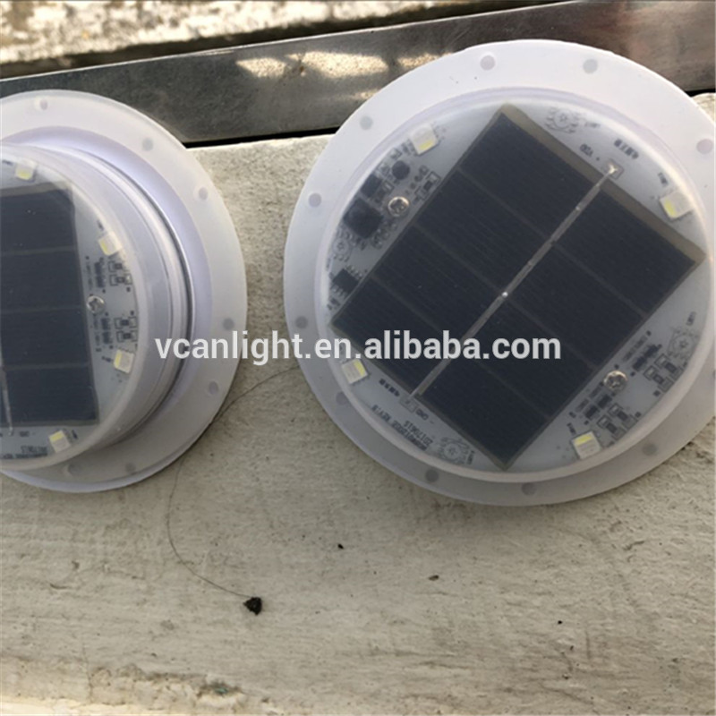 Battery powered solar powered light bulbs with remote control