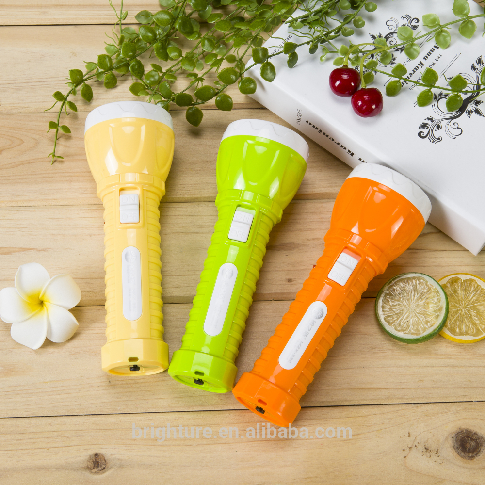 1W 500mAh Plastic ABS Body Rechargeable LED Torch Flashlight with Rechargeable Cell and Charger