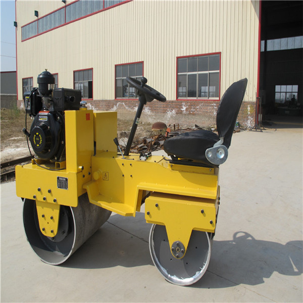 Double drum compact hydraulic vibratory road roller
