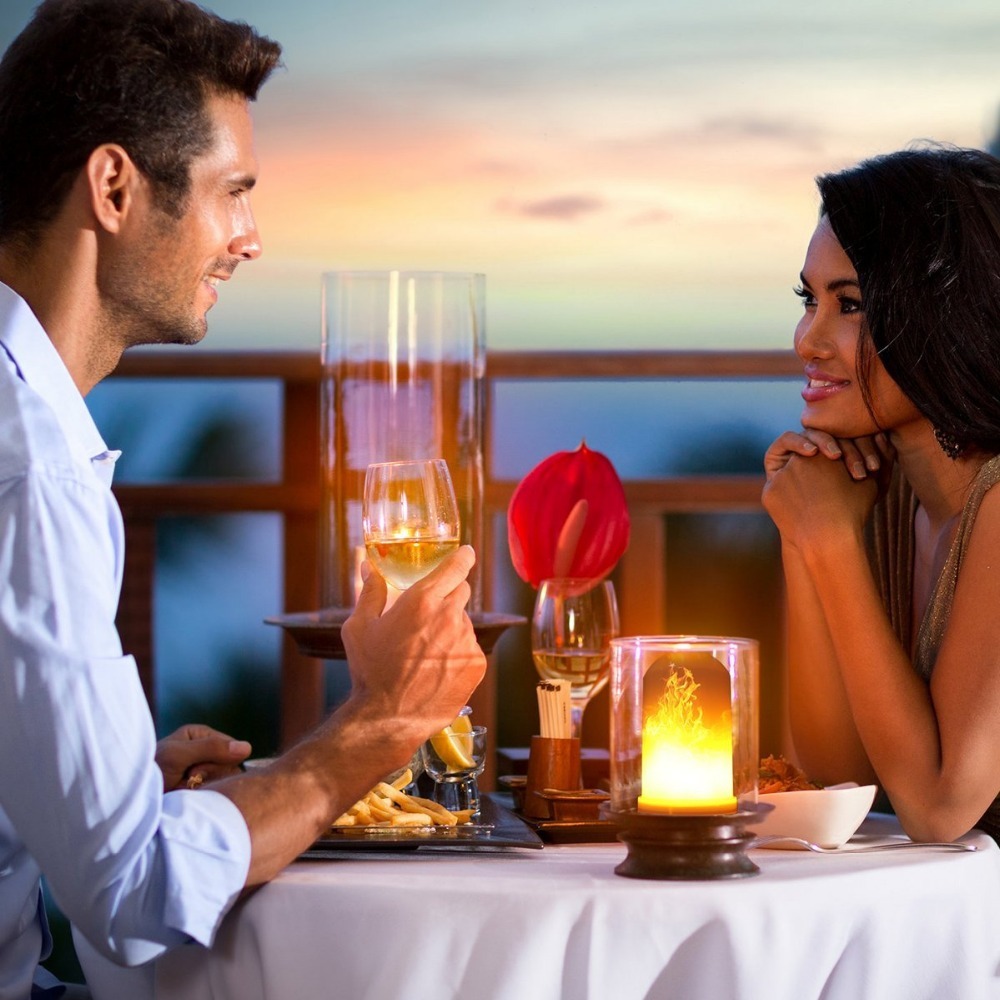 LED Flame Effect Light Bulb, E26 LED Flickering Flame Light Bulbs, 105pcs 2835 LED Beads Simulated Decorative Light Atmosphere L