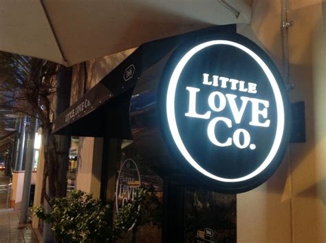 GS China Outdoor silk-screen printing Acrylic round shape wall mounted metal frame Led Light Box