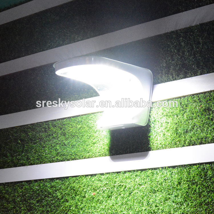 Modern Home Led Grow Ce Solar Energy Led Garden Light