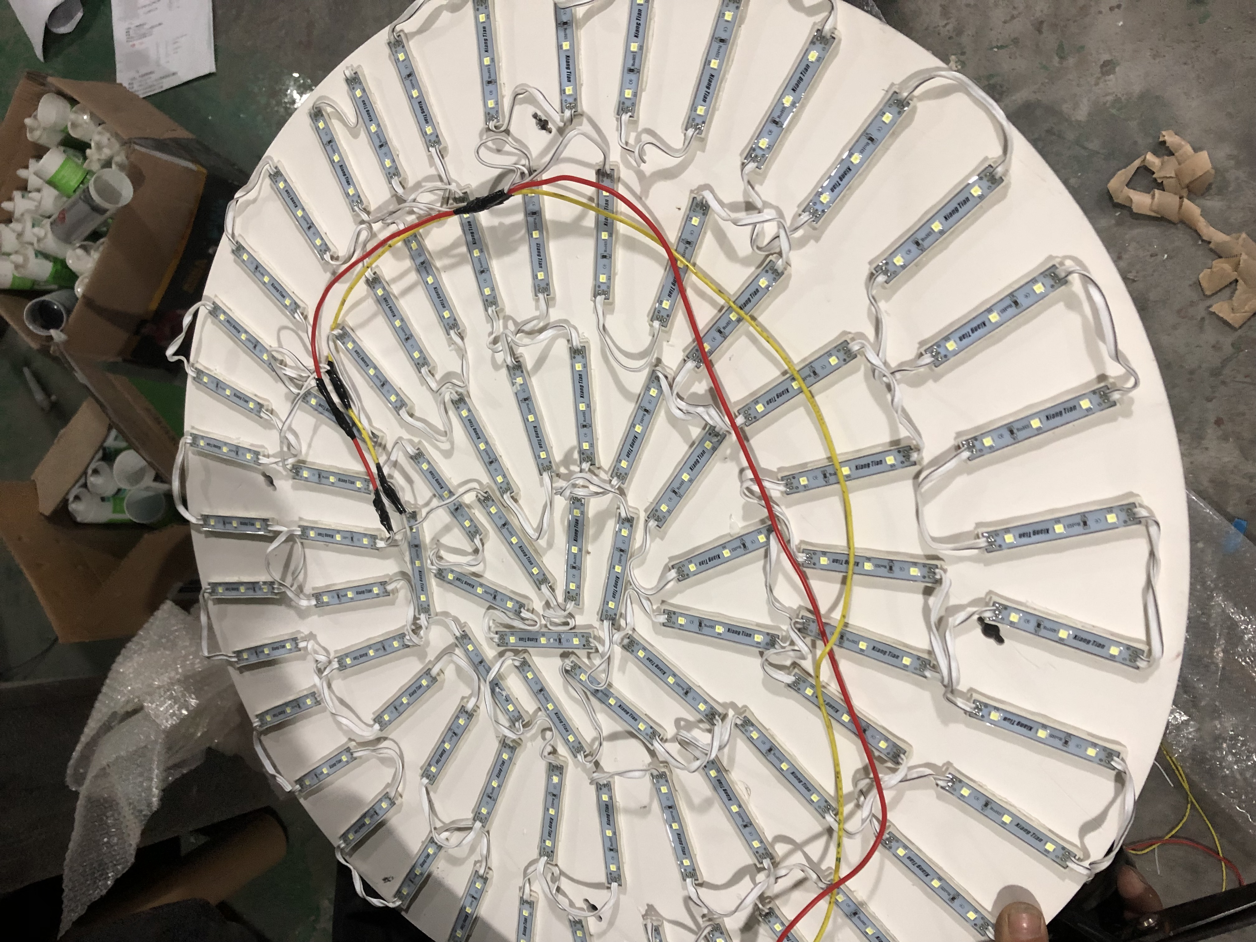 Factory price restaurant cinema box led light box / Customized round led acrylic light box