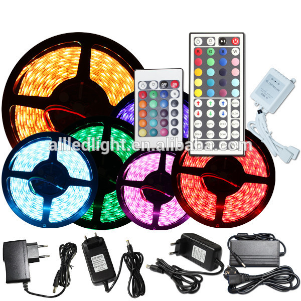 CE/RoHs Waterproof RGB IP65 led strip 12W/M SMD 5050 flexible LED strip light wholesale