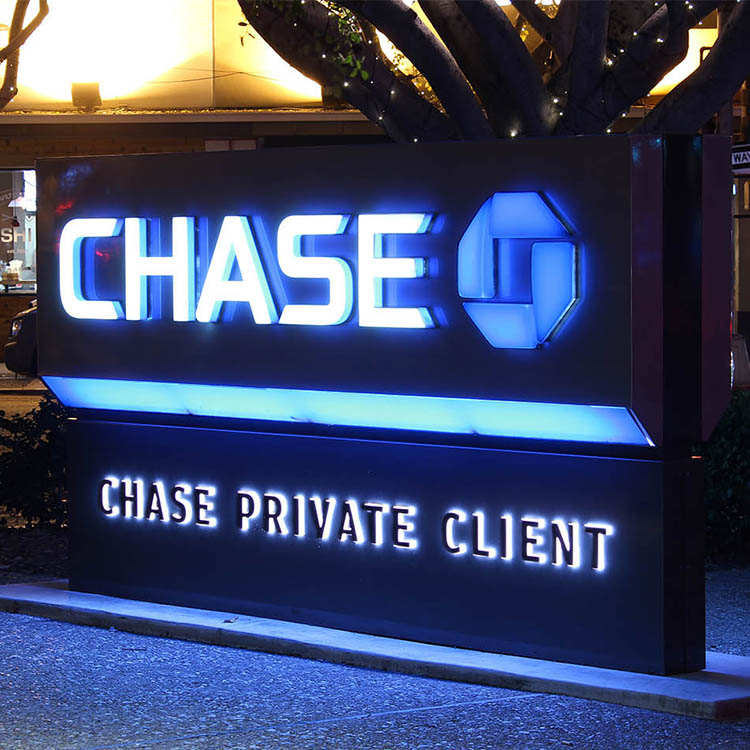 Outdoor illuminated facade sign 3d build up reverse channel letters