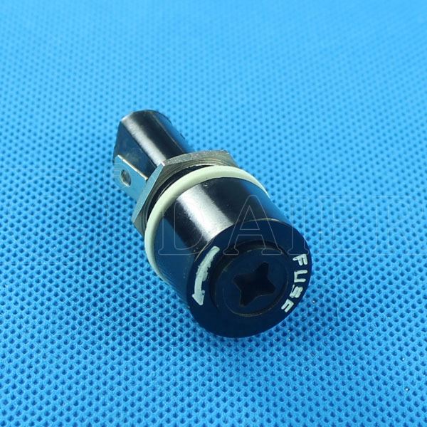 Black Electrical Panel Mounted 6X30MM 15A 12 Volt Fuse Holder