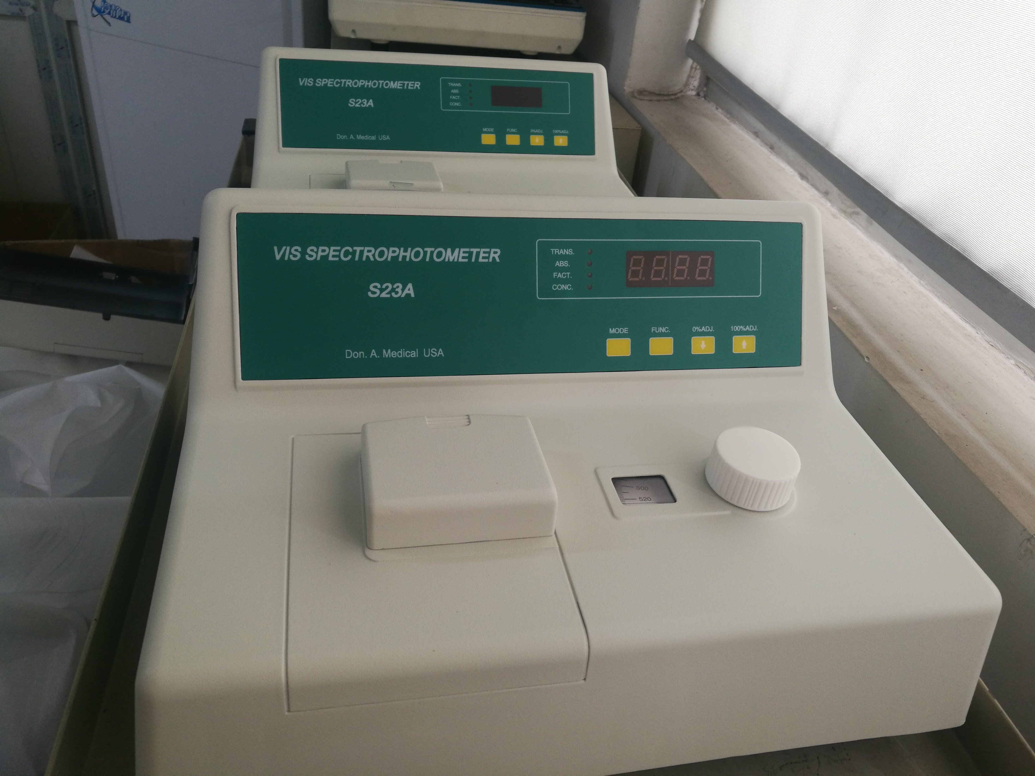 Portable Visible VIS Spectrophotometer Cheap Spectrophotometer Price S23A
