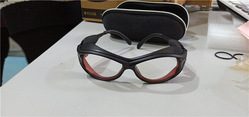 High performance and cost  Laser Safety Glasses 808nm Diodes