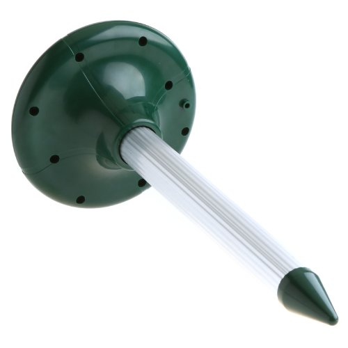 Home Garden Outdoor Waterproof Solar Sonic Wave Mole Rat Rodent Repeller