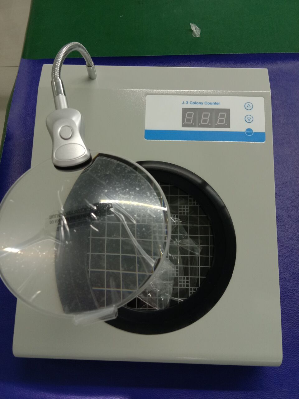 Laboratory Bacteria Colony Counter Lab Table Colonometer J-2