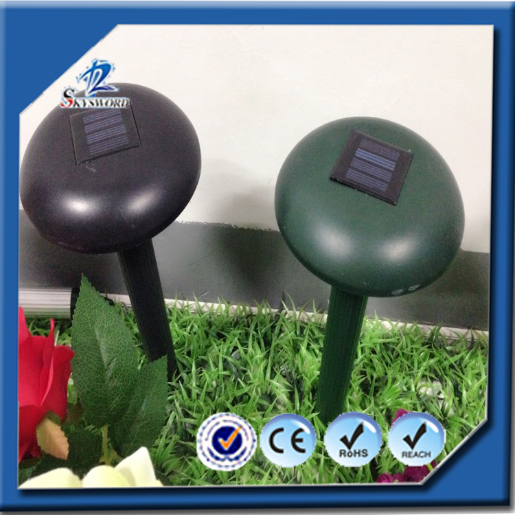 Outdoor solar Battery ultrasonic animal rat / snake / mouse / mole / mice expeller