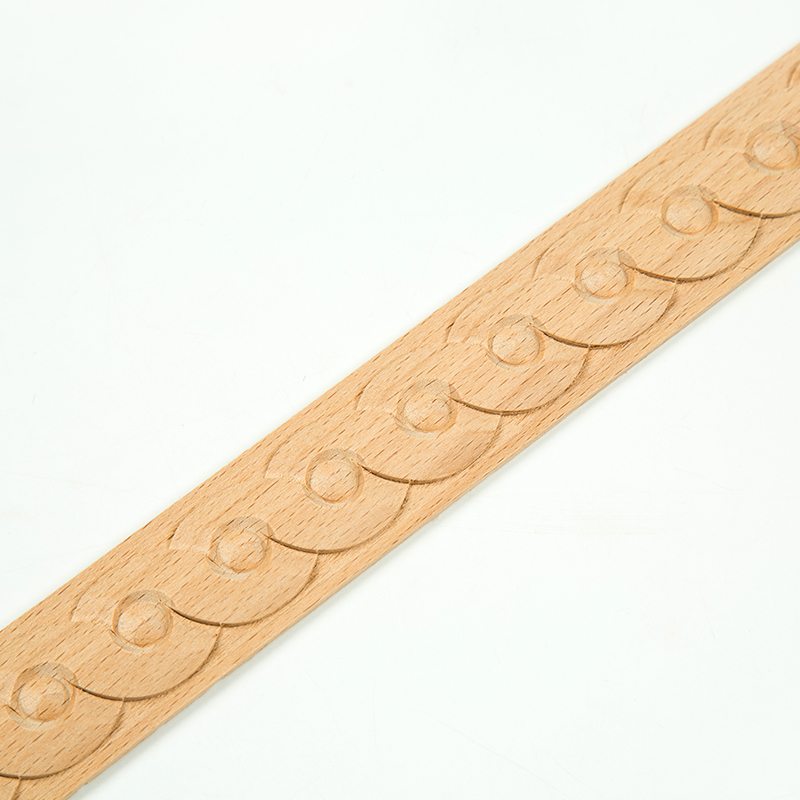 China Manufacturer Design Carved Wood Moulding