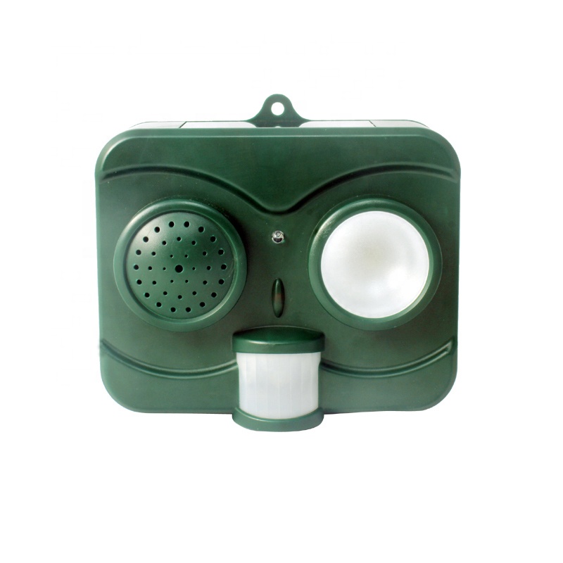 Outdoor Garden Solar Powered Bird Repeller with Gunfire and White LED light