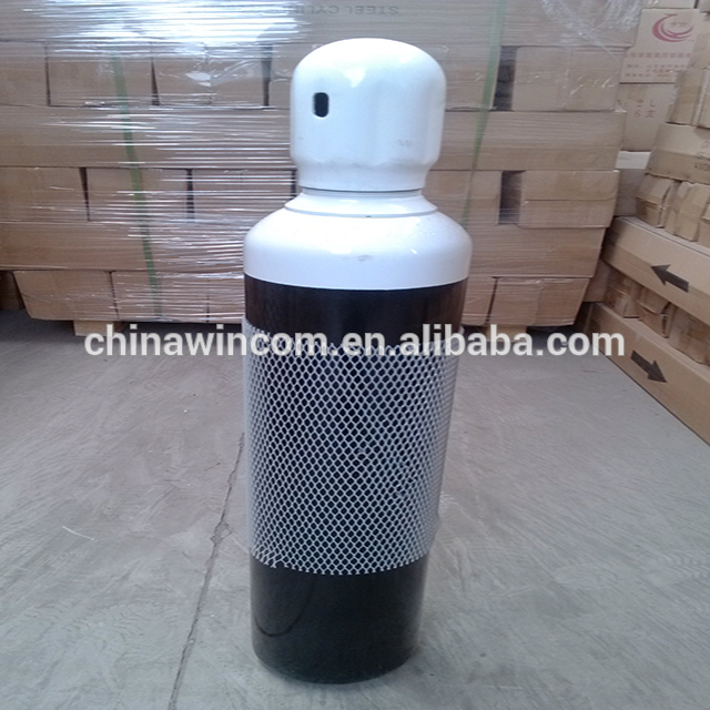 Portable medical oxygen cylinder