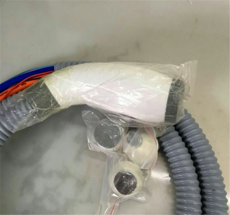 longest workingtime RF face lifting and wrinkle removal handle