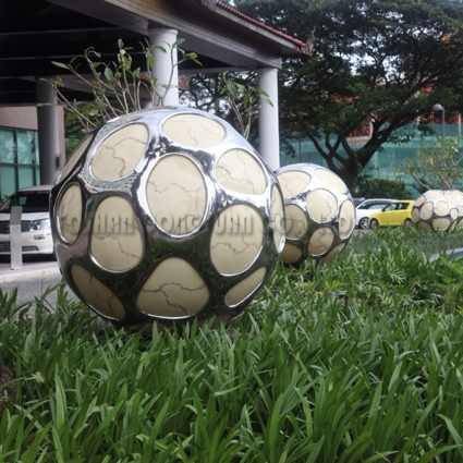 DONGYUAN Stainless Steel & Acrylic Decoration Sphere with Light Metal Sculpture (of Stainless Steel/Iron/Metal Alloy) image9