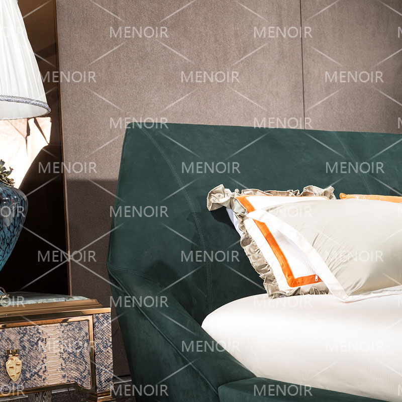 Menoir Array image350