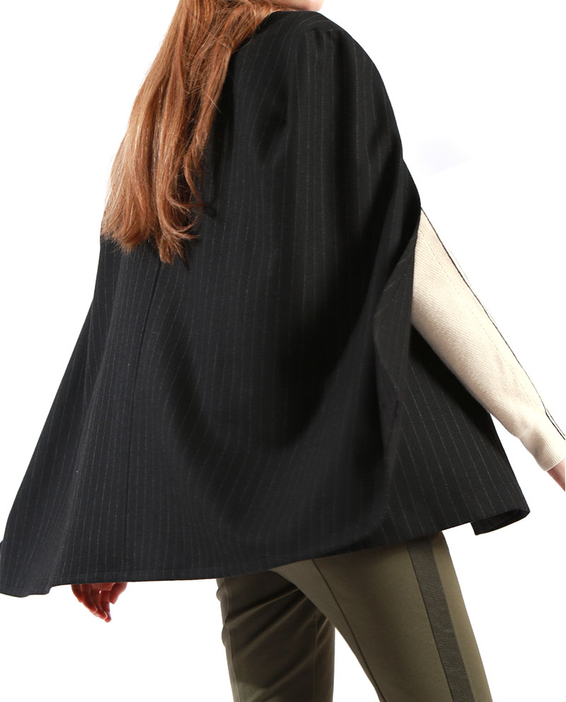 COPIHUE CLOTHING Array image69