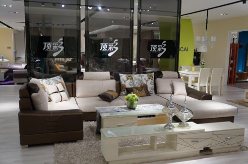 uploads/sumbaolighting.com/images/14875816896274.jpg 双虎展厅 (7).jpg