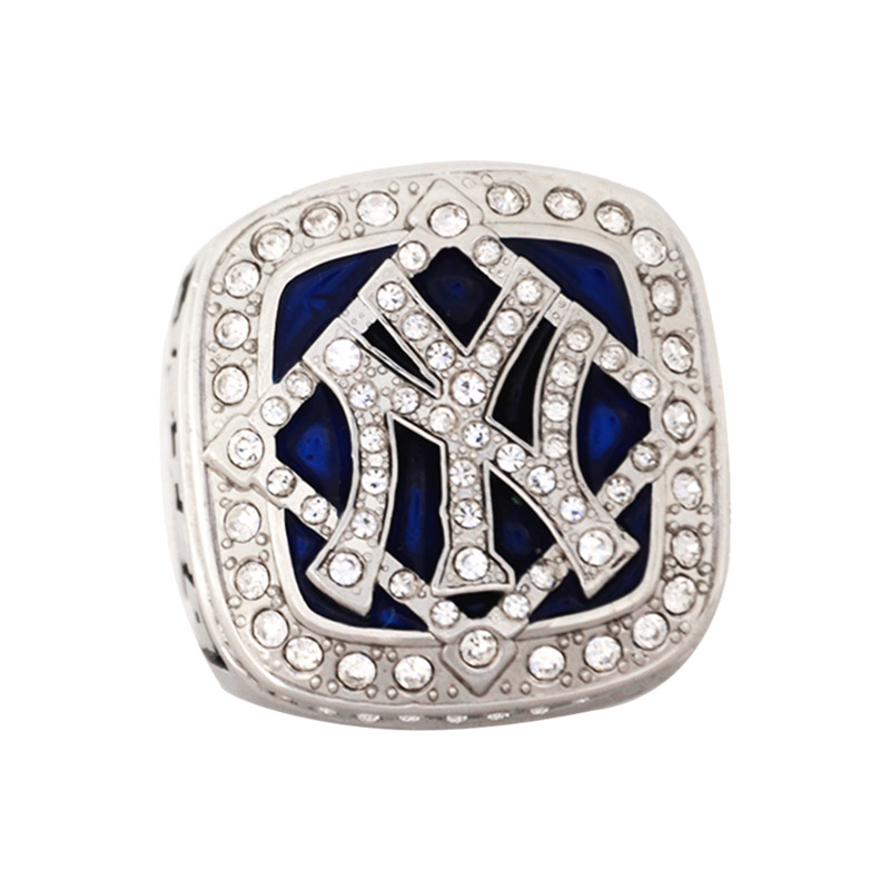 CHARMLAND Array image356