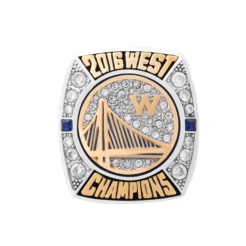 CHARMLAND Array image365