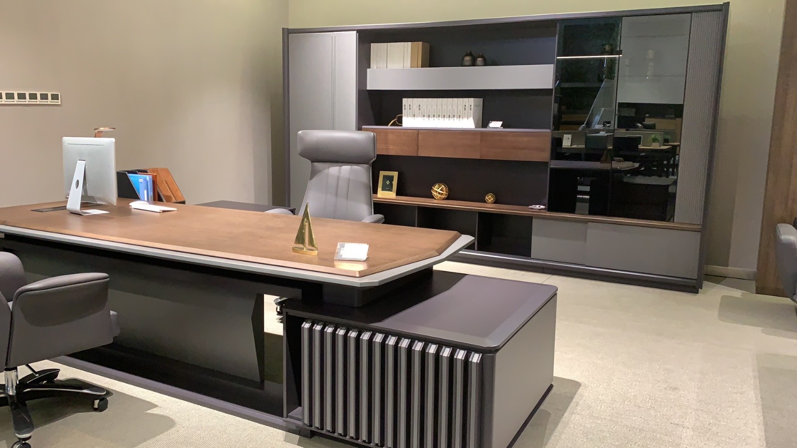 news-GOJO-Burning Summer Can Never Stop Our Passion on Work-img-1