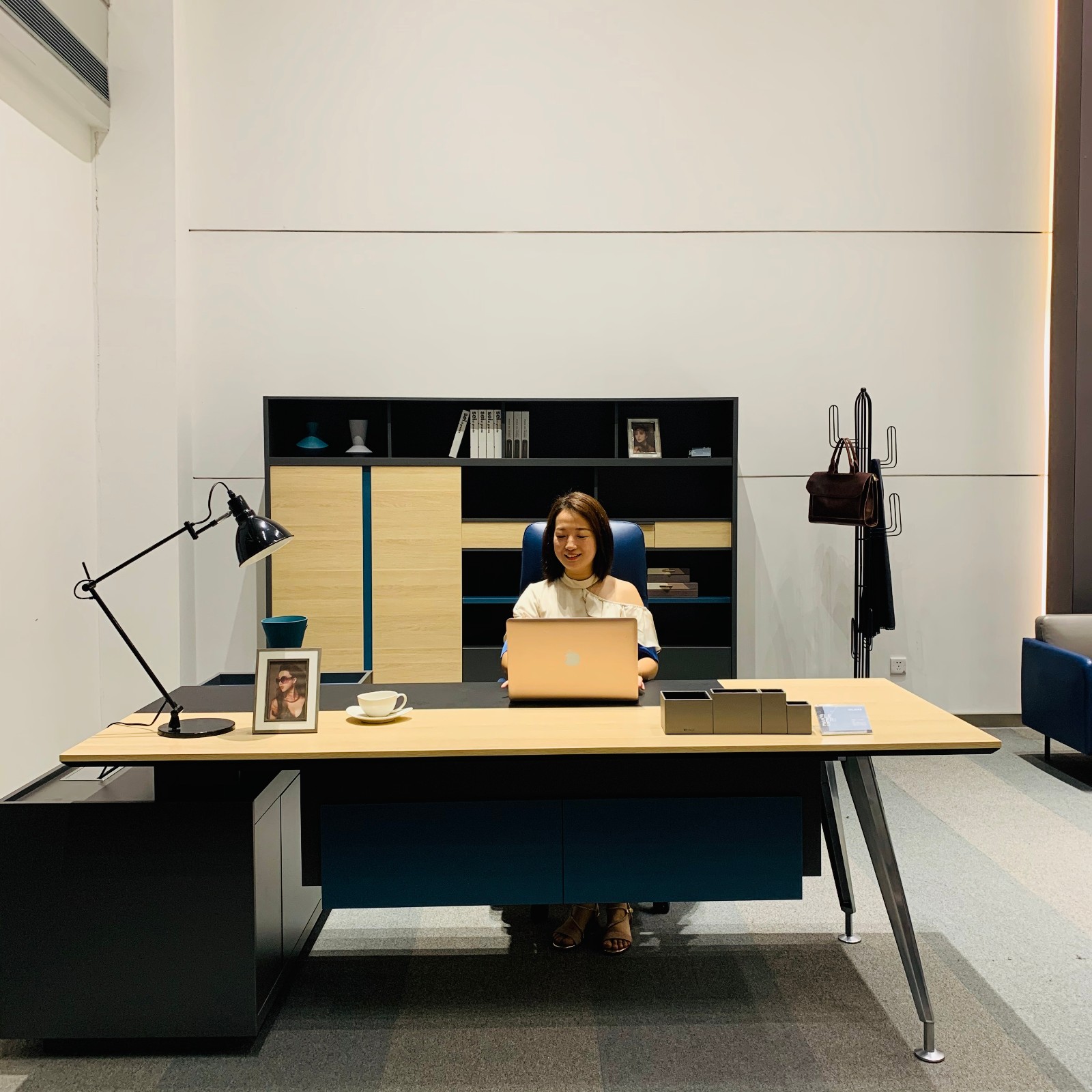 news-Exquisite and Modern Executive Office Furniture-Flex Series-GOJO-img-1