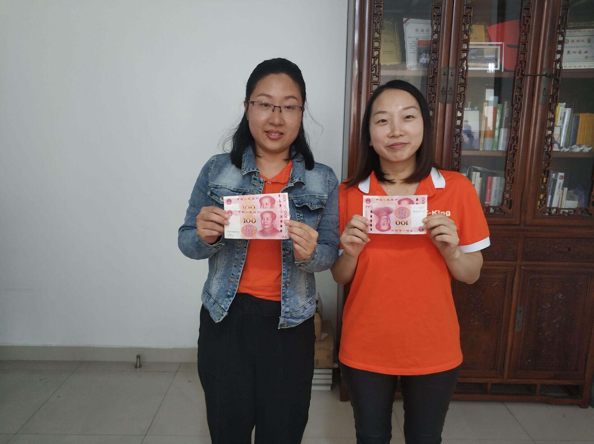 S-King-S-king Monthly Summary Meeting News About Shoe Insoles Supplier-2