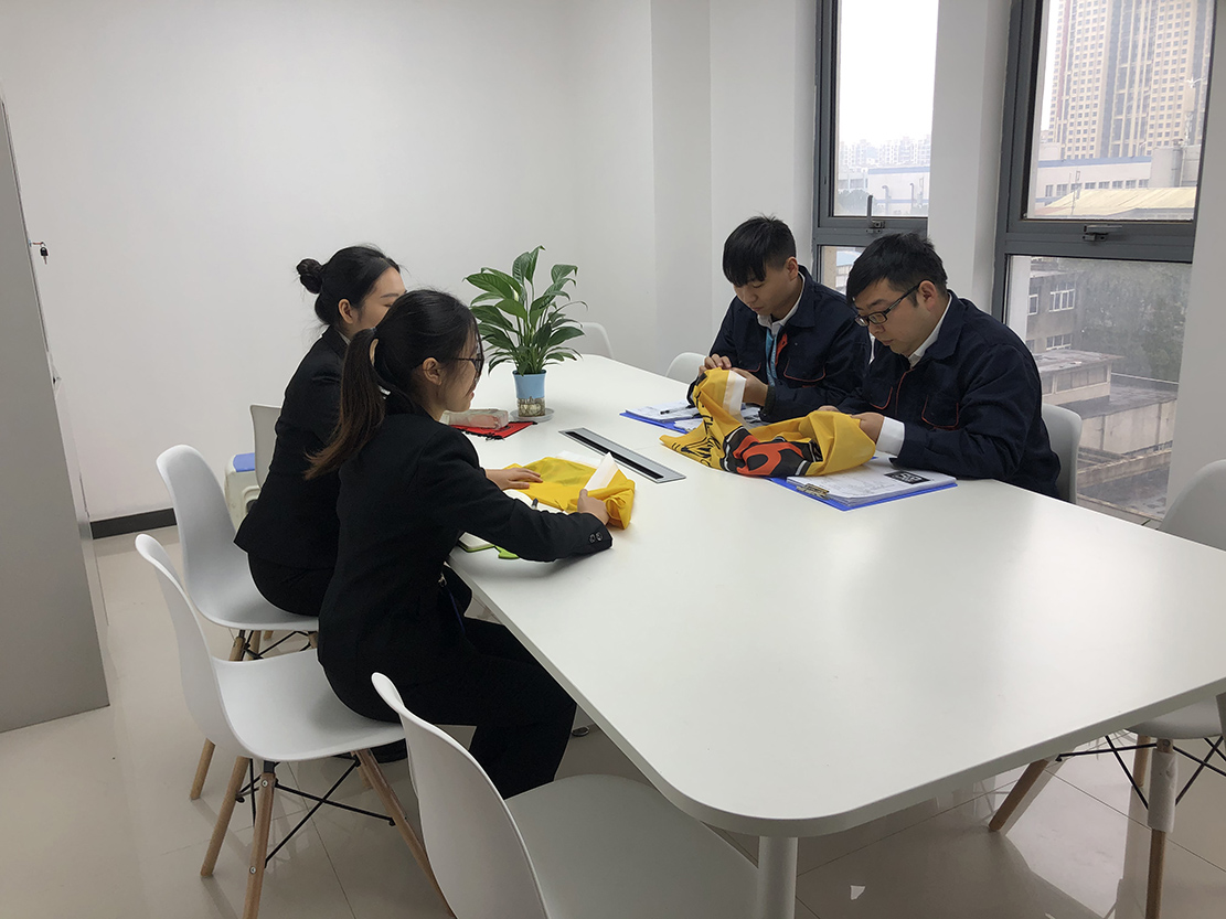 Jarmoo  Array image365