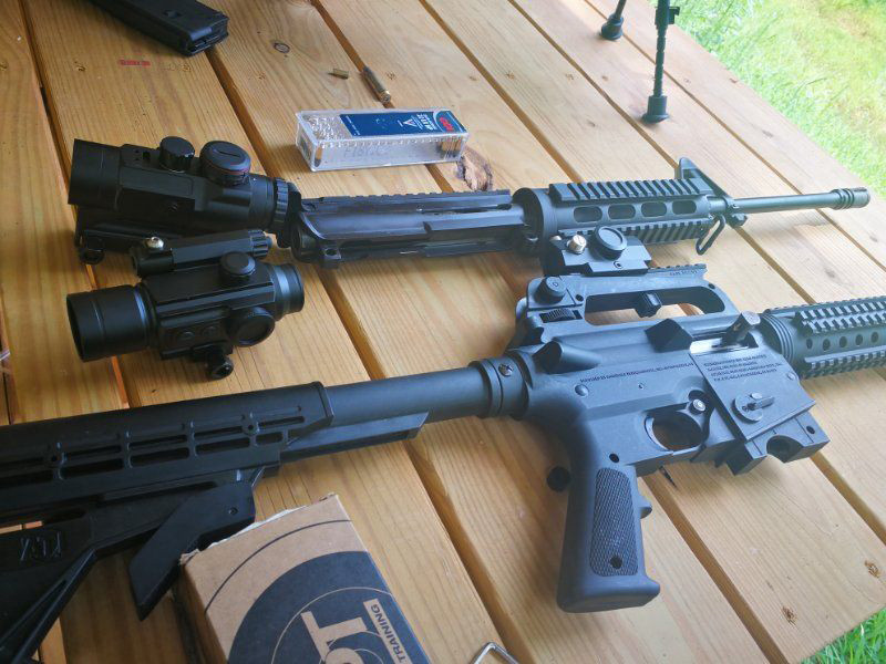 Long Xiang Optics-News About Visitor our RED DOT customer in USA on 25th AUG-2