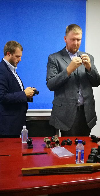 Long Xiang Optics-Welcome Our Customer Come To Our Factory | Open Red Dot Sight