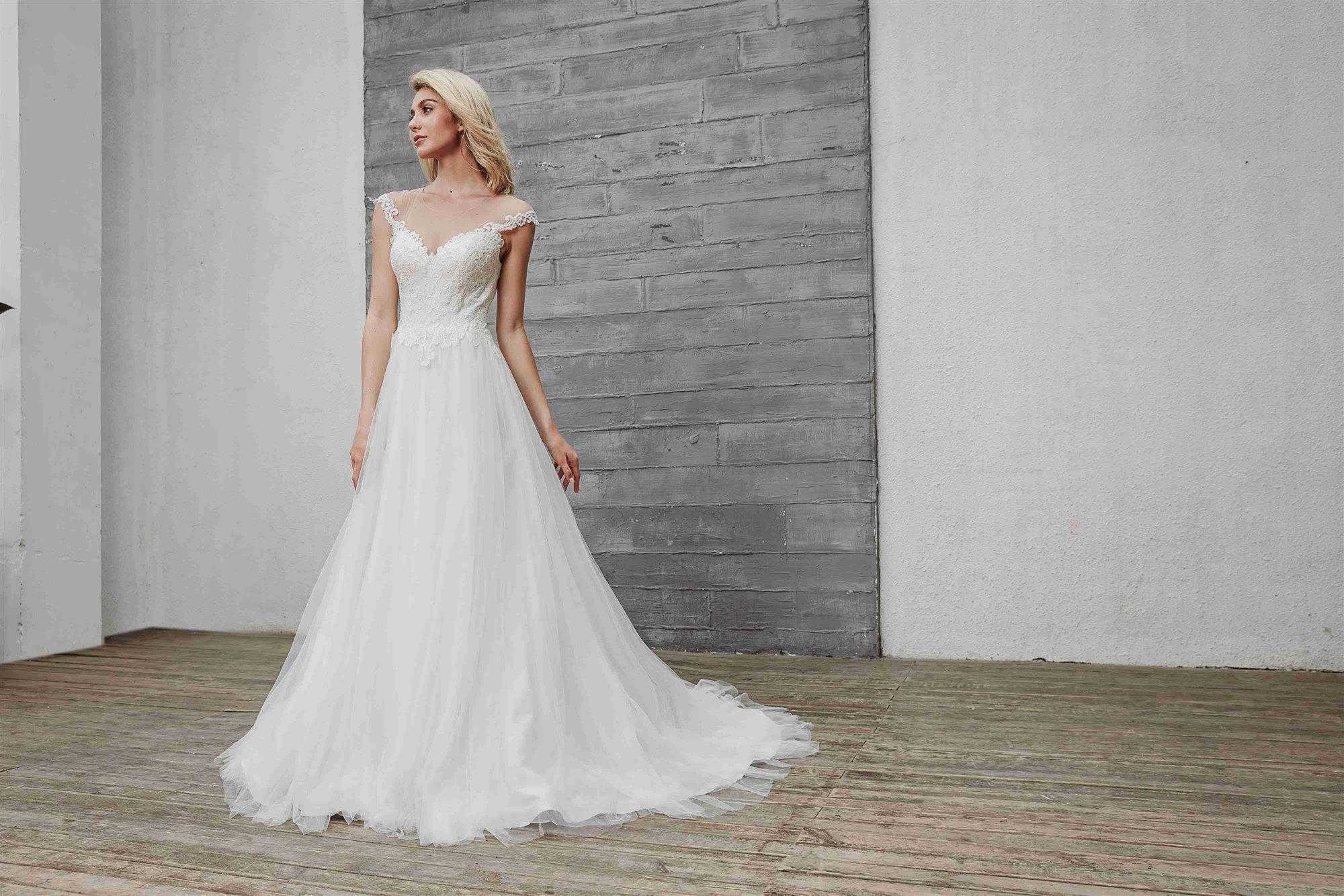 ROSA BRIDAL Array image576