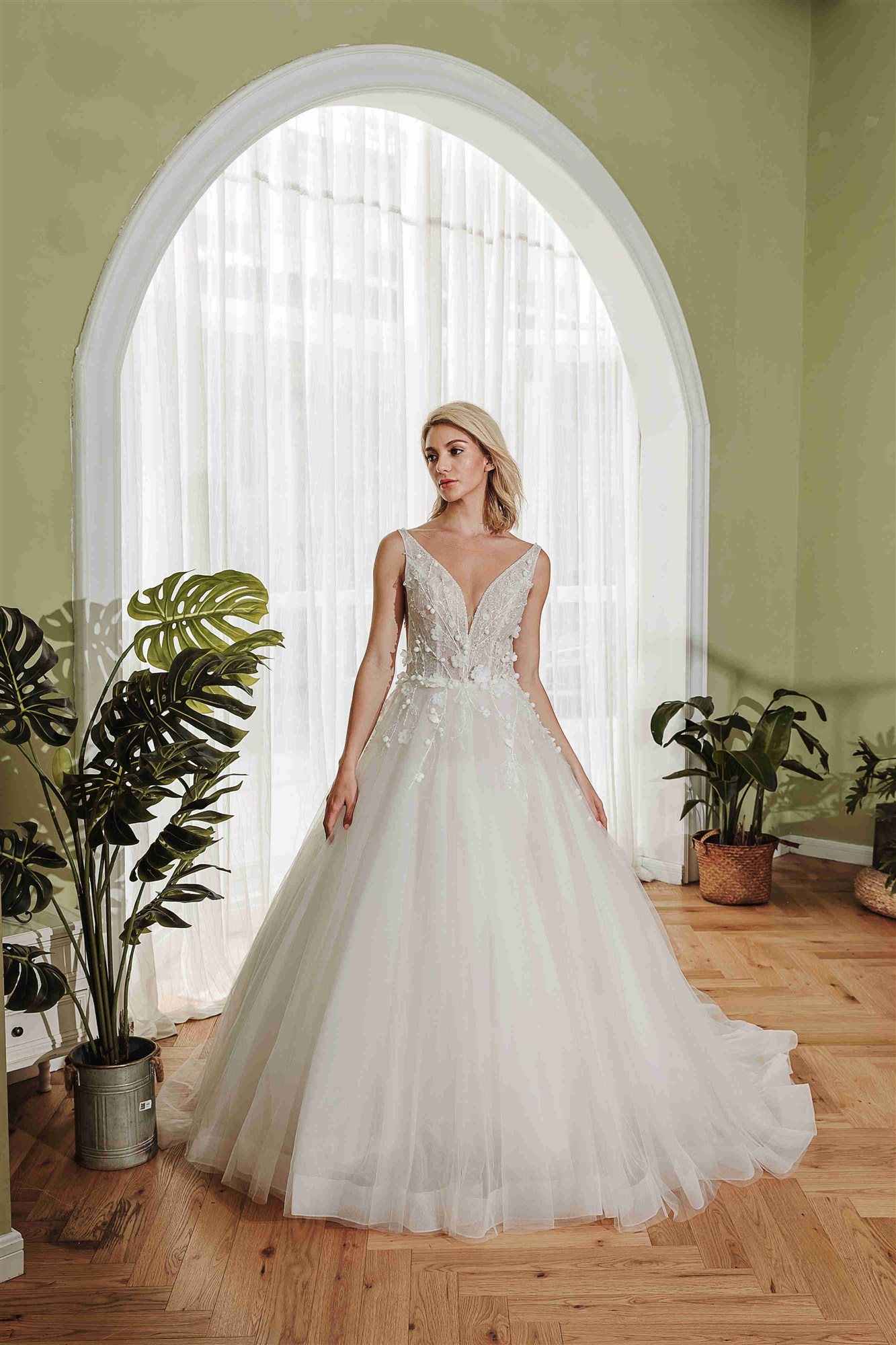 ROSA BRIDAL Array image128