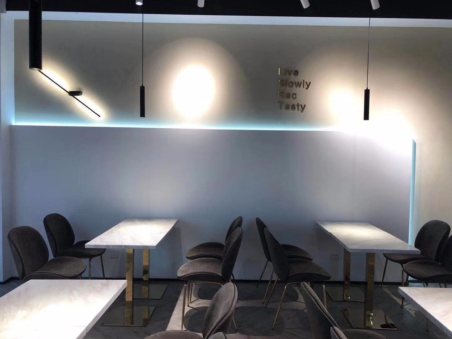 Uptop Furnishings-Leather Sofa Company-China Hangzhou Restaurant